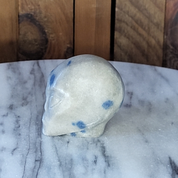 Alien Head Stone Sculpture - Picture 11 of 14